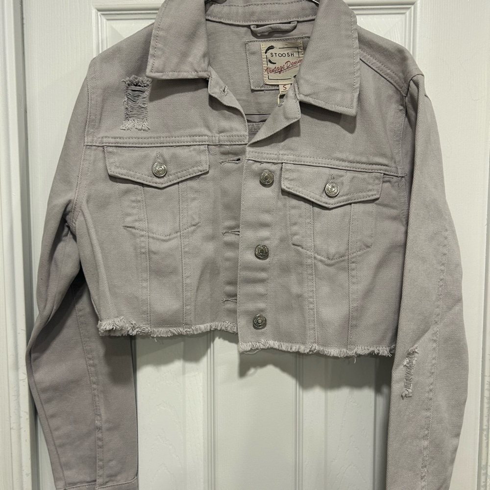 Stoosh‎ Light Gray Distressed Jean Jacket